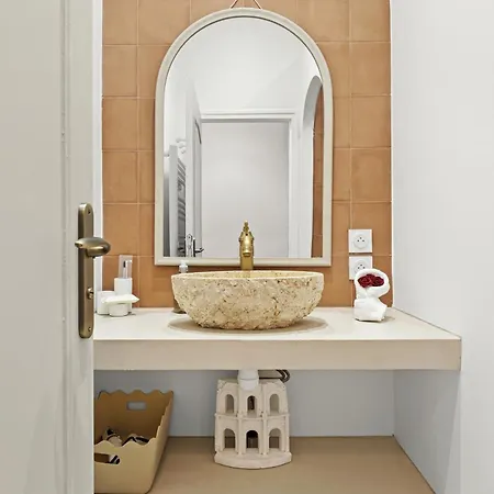 Neo-antique Renove Avec Clim - Au Coeur De Nîmes