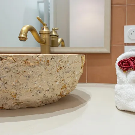 Neo-antique Renove Avec Clim - Au Coeur De Апартаменты *